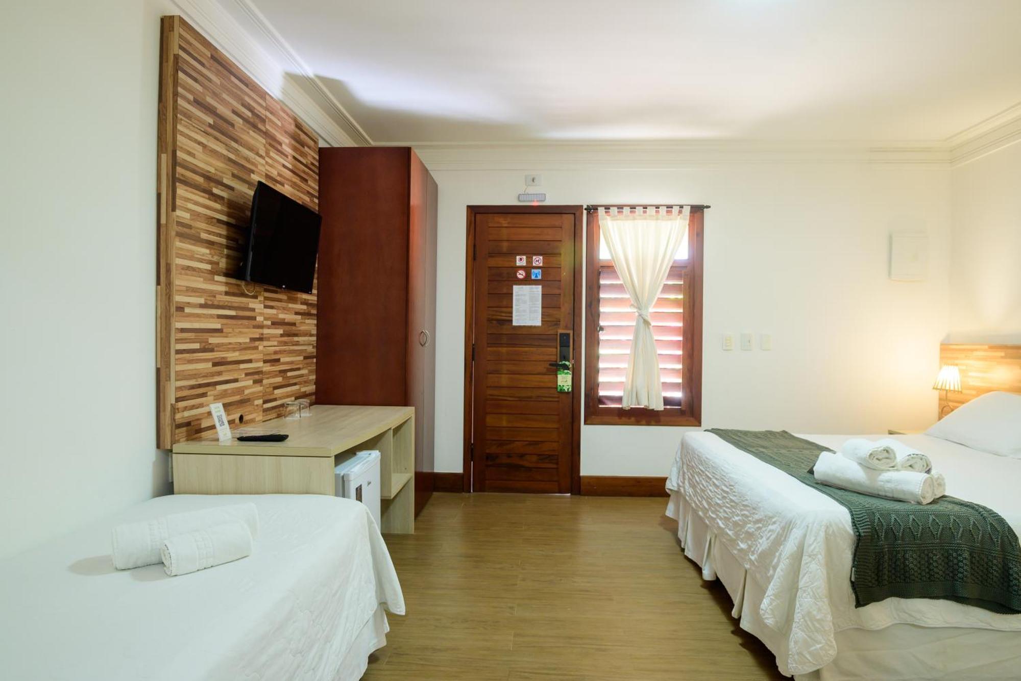 Hotel Vale Das Nuvens 瓜拉米兰加 外观 照片