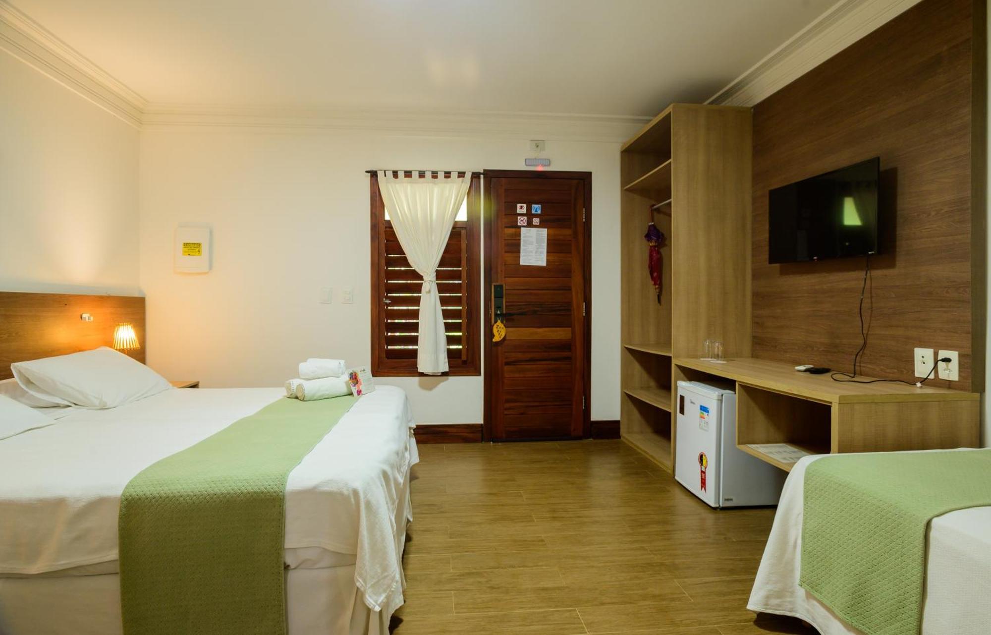 Hotel Vale Das Nuvens 瓜拉米兰加 外观 照片