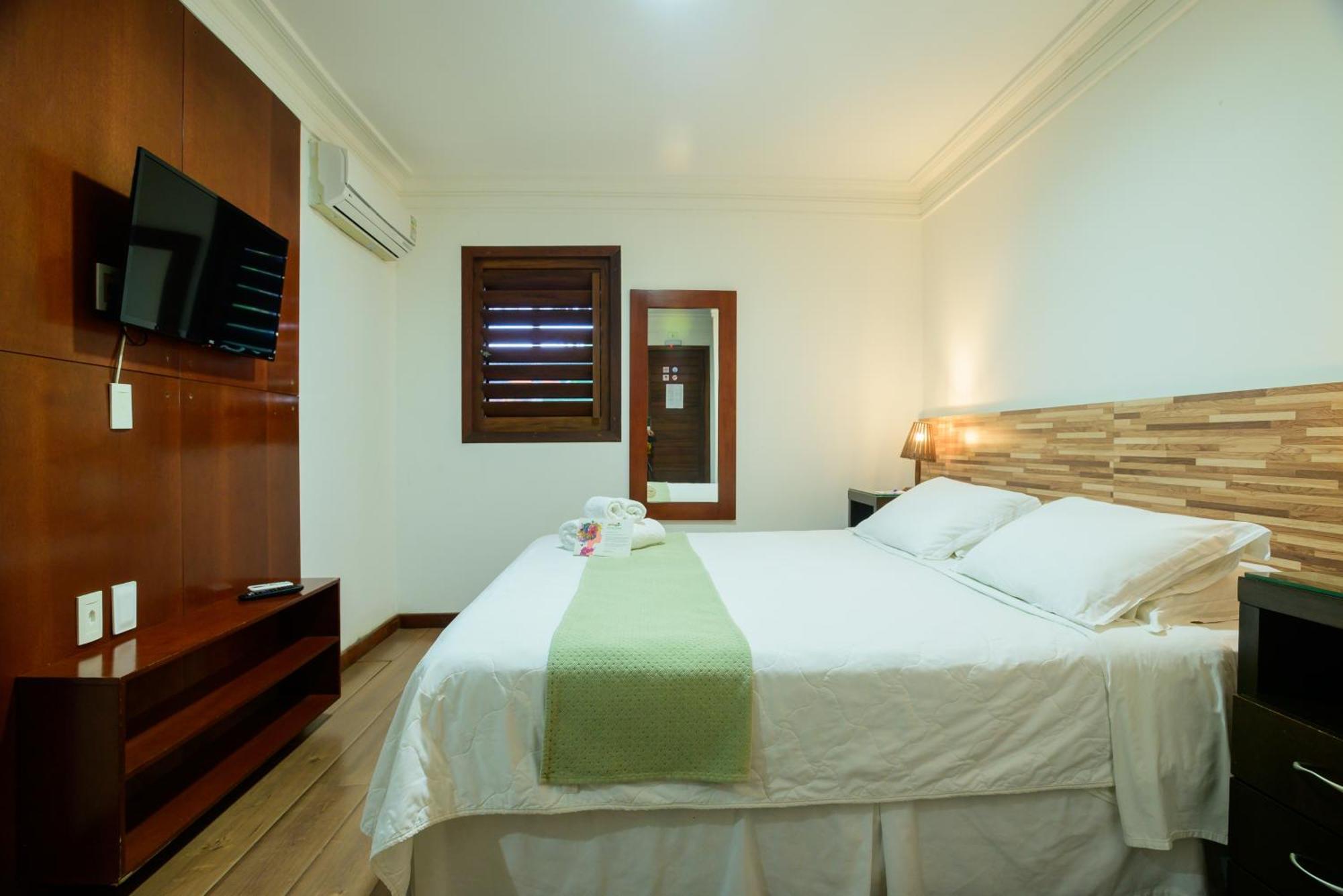 Hotel Vale Das Nuvens 瓜拉米兰加 外观 照片